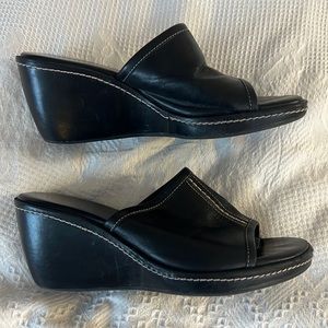 Antonio Melani wedge sandal